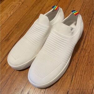 STEVE MADDEN, WHITE WITH RAINBOW HEEL, SLIP ON SHOES, SIZE 8